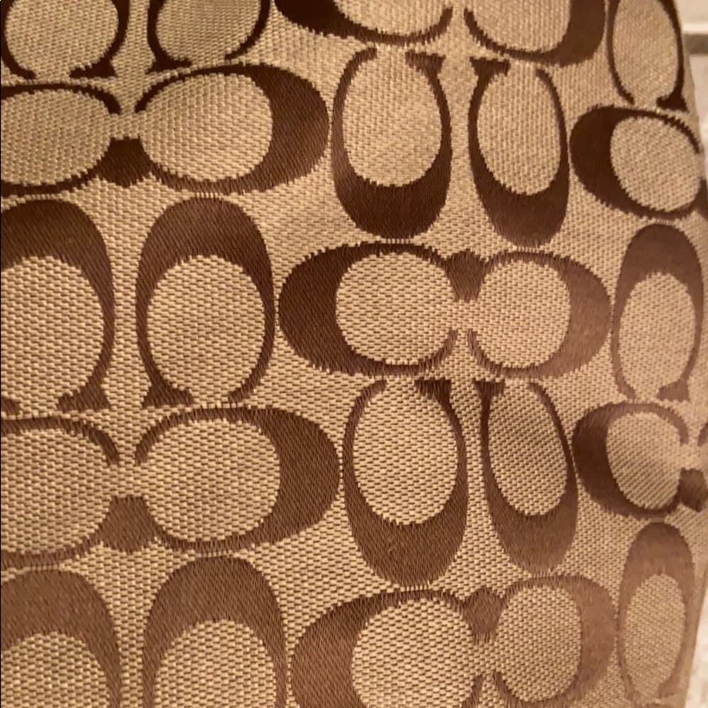 Coach brand purse - Picture 2 of 15